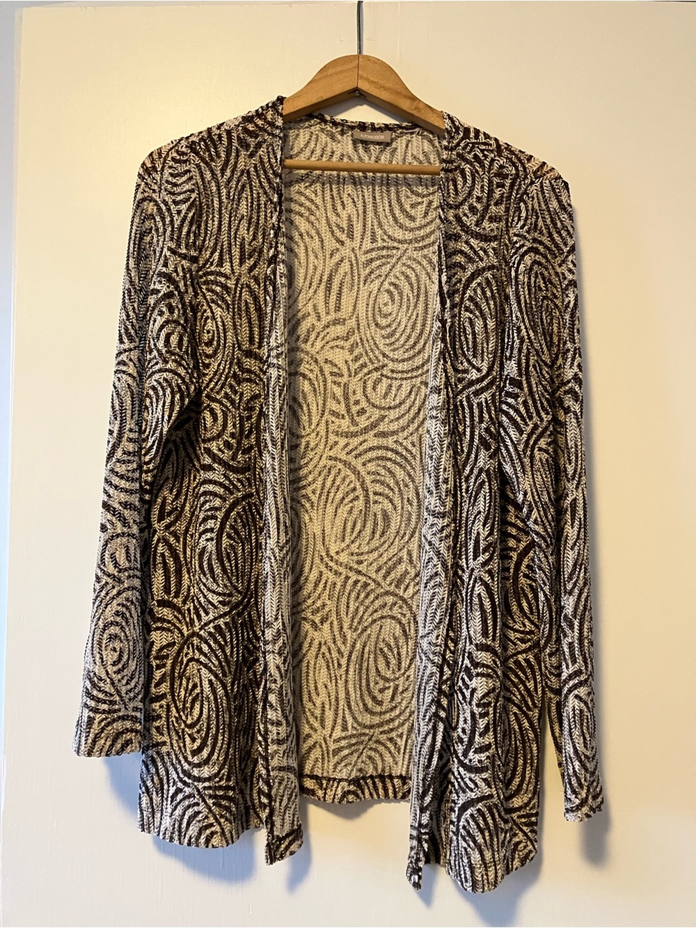 Chico's Open-Front Shiny Cardigan in Brown & White Swirl Print